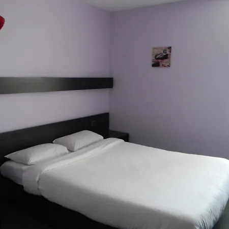 Class-hotel 2* 푸아티에