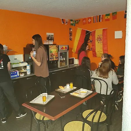 克拉斯酒店 2* 普瓦捷